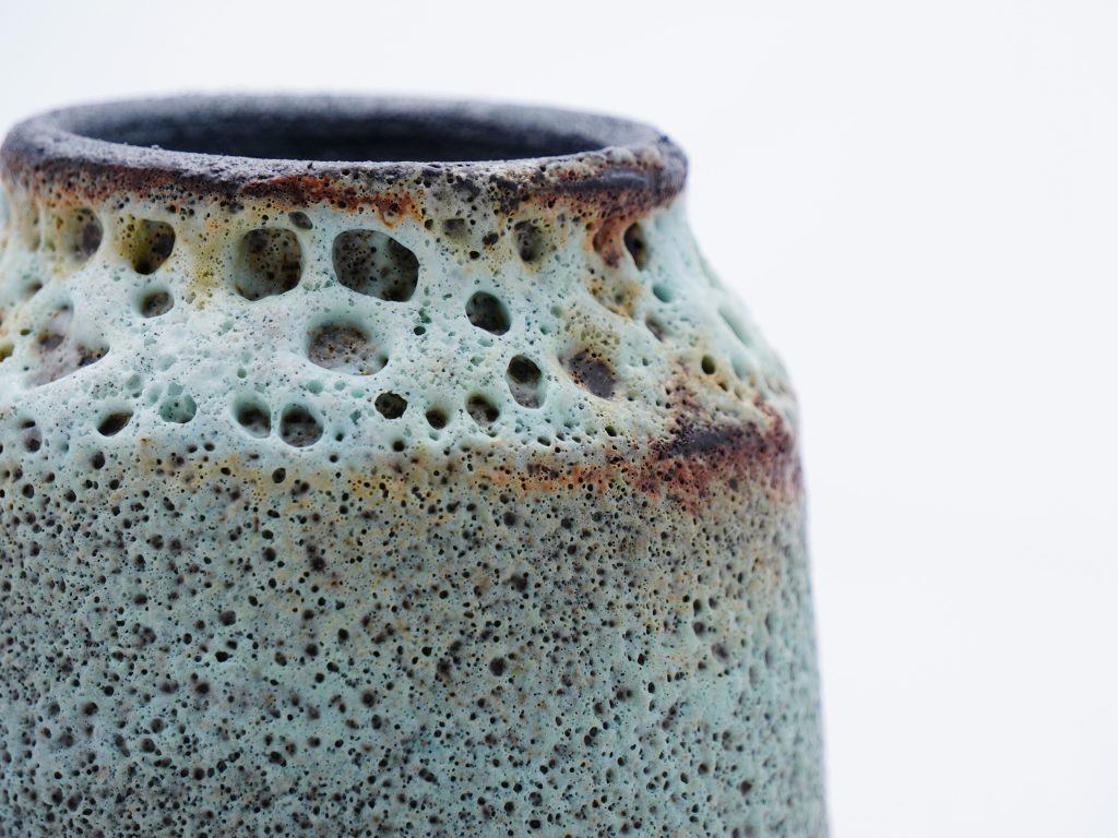 Lava M-Vase1-functional-phase